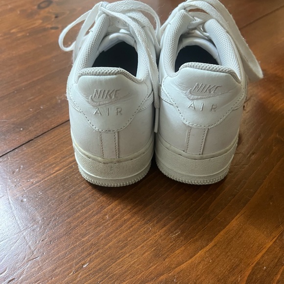White Air Force 1, slightly worn great condition - Picture 2 of 3